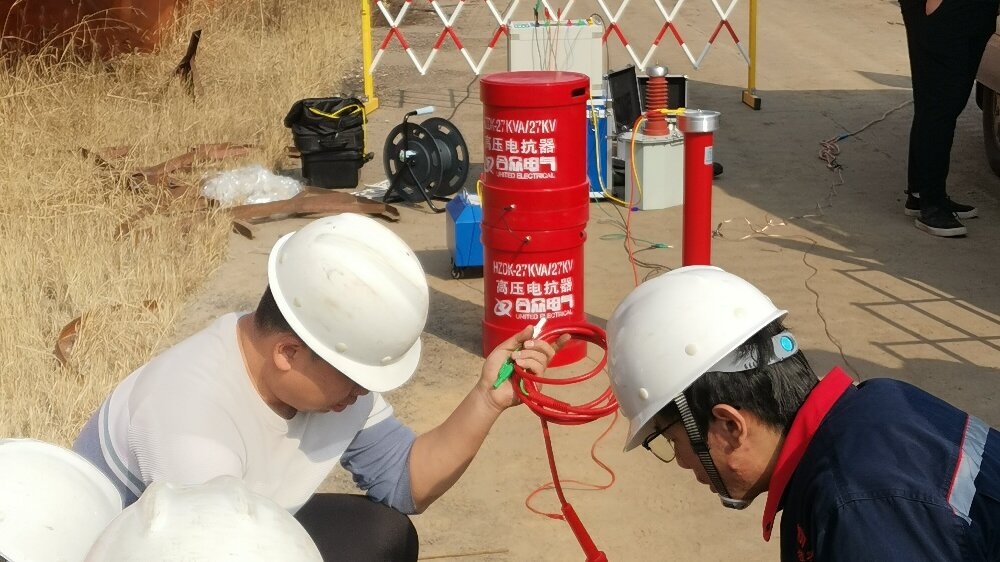 串聯(lián)諧振耐壓試驗裝置